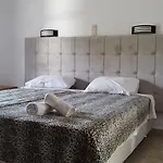 Dom wakacyjny Kaiti 1 *
