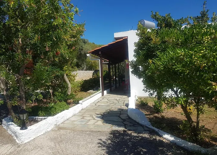 Kaiti 1 * Κουκουναριές